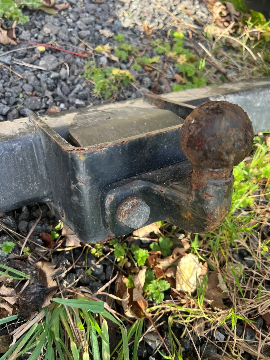 Tow Hitch to fit Ford Ranger - Image 1