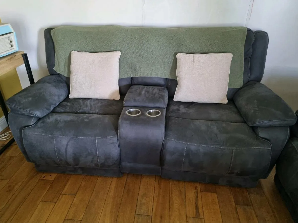 3 + 2 reclying couch - Image 4