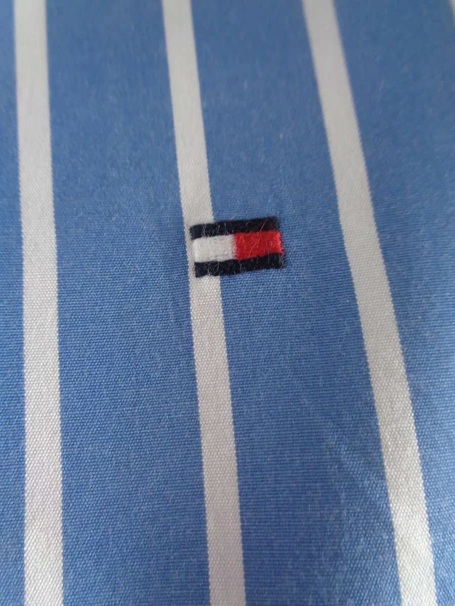 Tommy Hilfiger Mens Shirt for Sale - Image 3