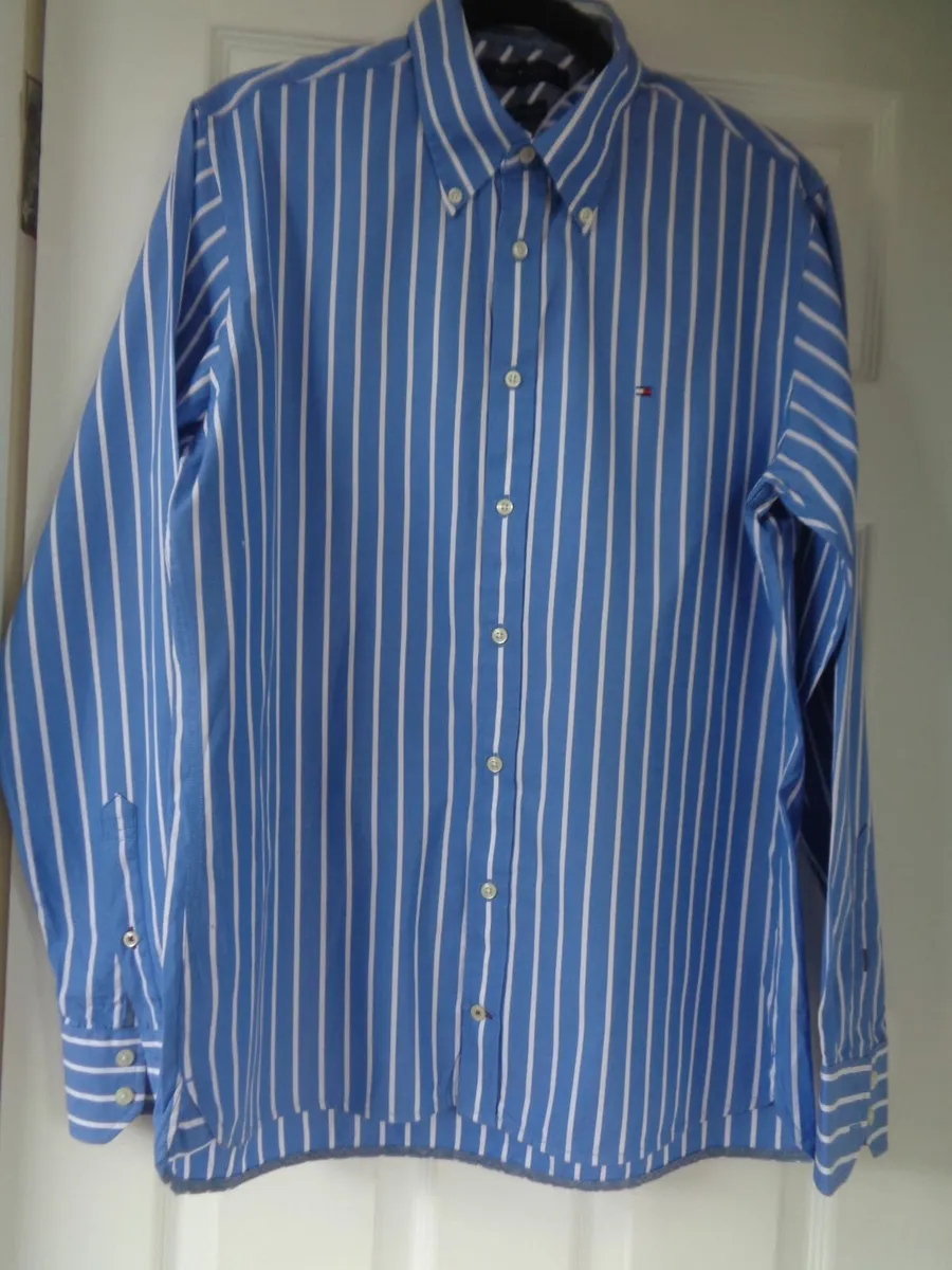 Tommy Hilfiger Mens Shirt for Sale - Image 4