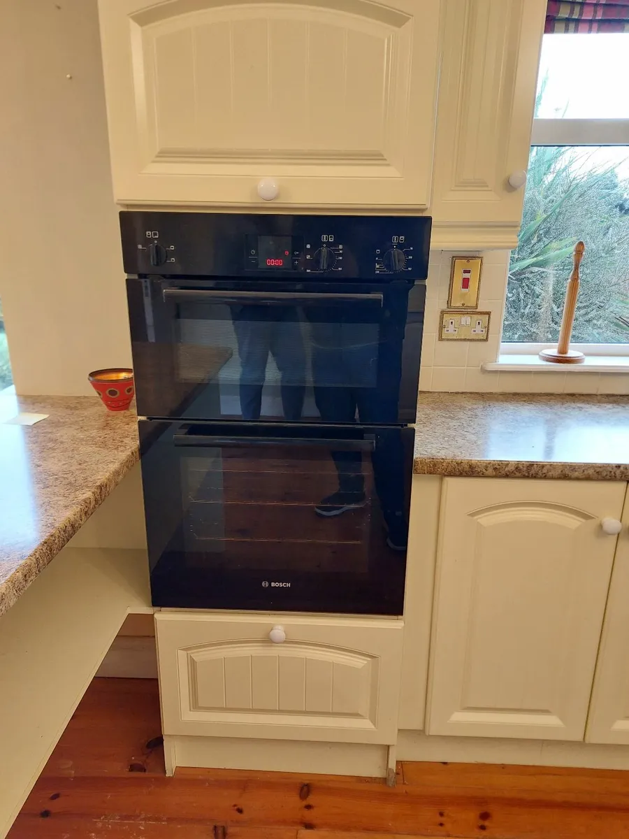 Bosch Integrated Oven - Image 2