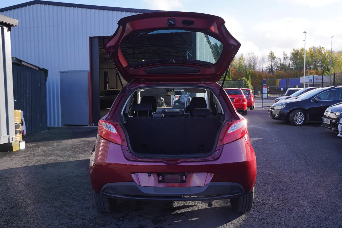 MAZDA DEMIO 2012 RED - Image 6