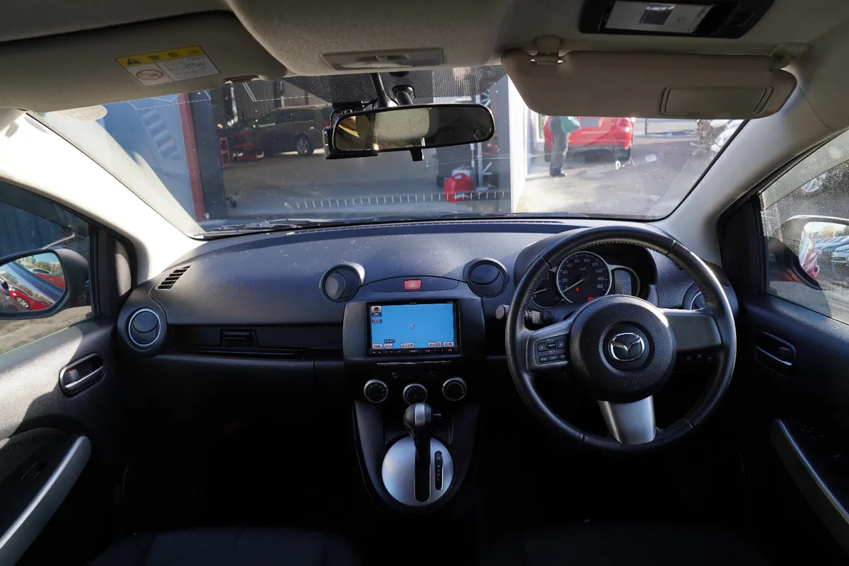 MAZDA DEMIO 2012 RED - Image 9