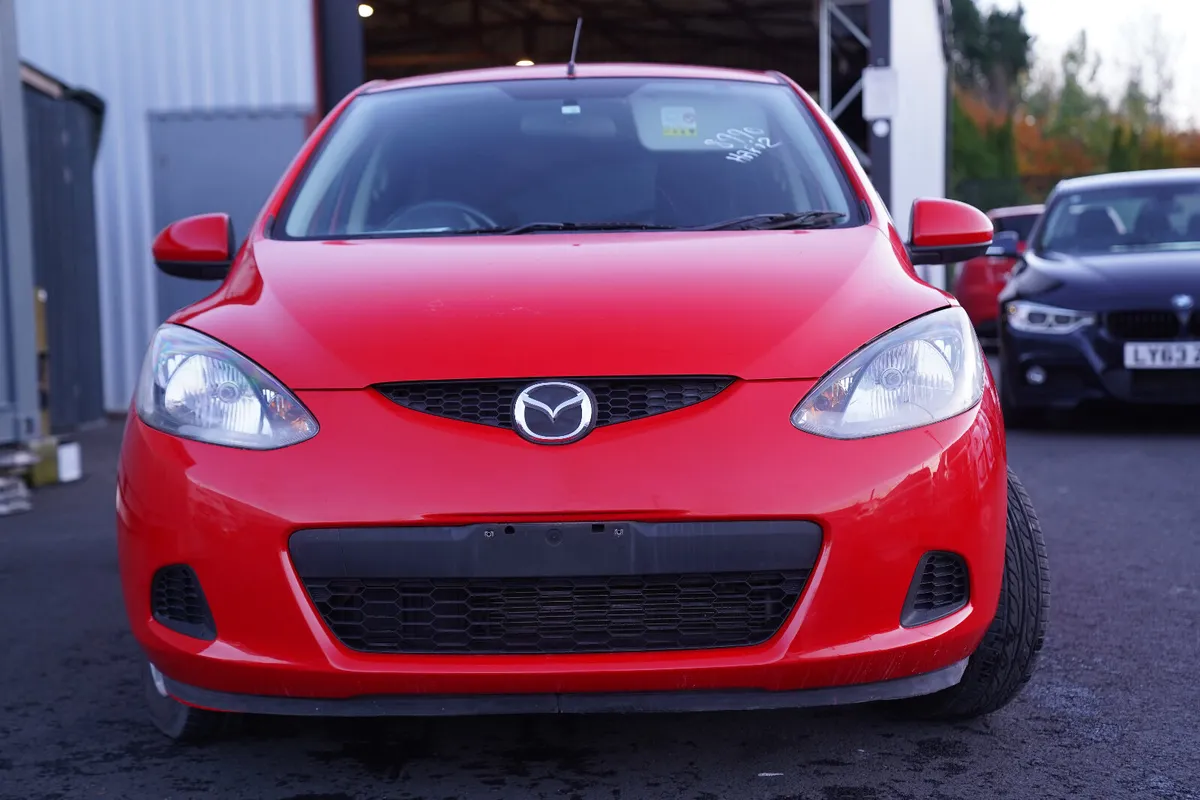 MAZDA DEMIO 2011 RED LOW MILLAGE - Image 2