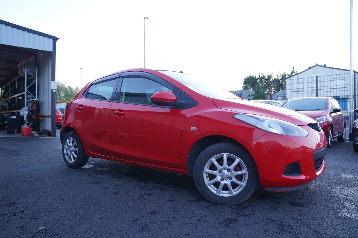 MAZDA DEMIO 2011 RED LOW MILLAGE - Image 4