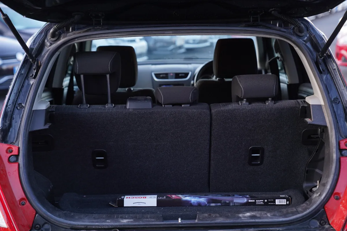 SUZUKI SWIFT 2012 BLACK - Image 6