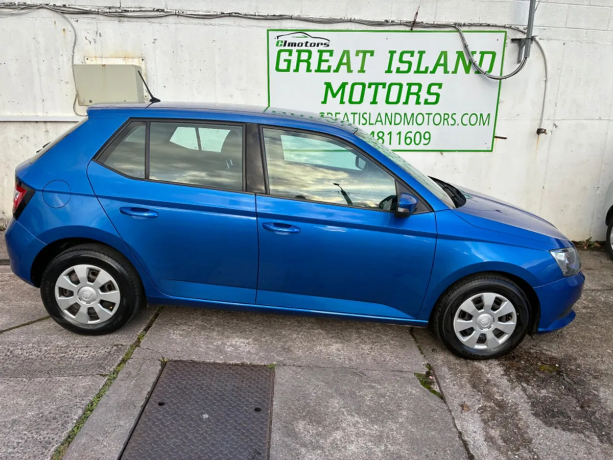 Skoda Fabia ACTIVE 1.0 MPI 60HP 4DR - Image 2