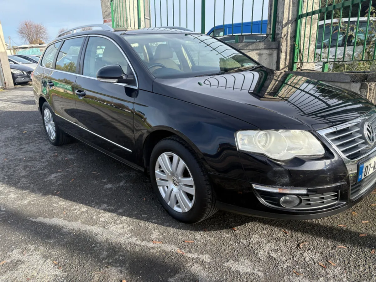 Volkswagen Passat HIGHLINE 1.6 FSI B6 VARIANT - Image 1
