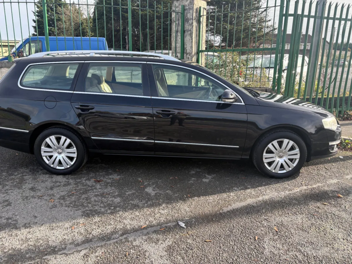 Volkswagen Passat HIGHLINE 1.6 FSI B6 VARIANT - Image 2