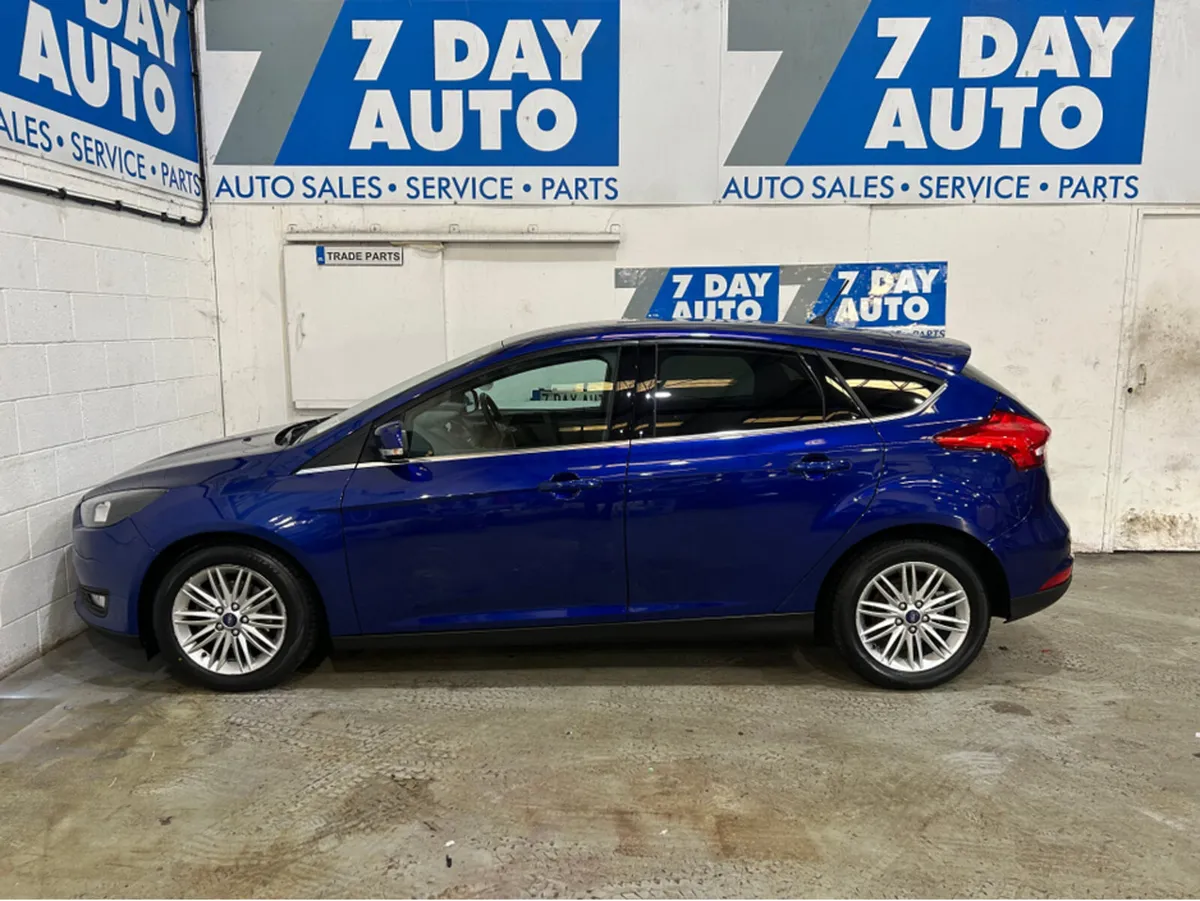 Ford Focus 1.0 CRUISE CONTROL ZETEC EDITION - Image 4