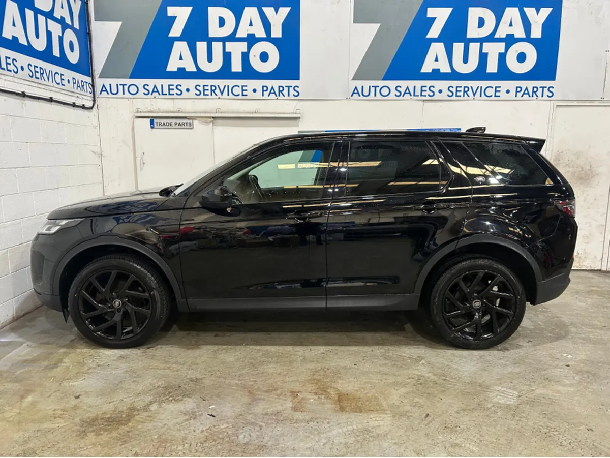 Land Rover Discovery Sport 2.0 ED4 FWD 5DR - Image 4