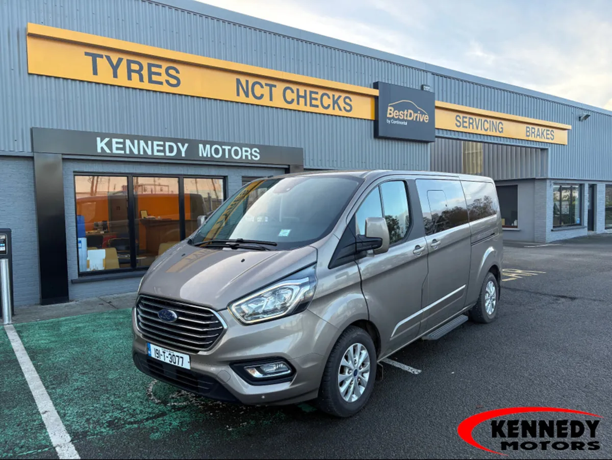 Ford Tourneo CUSTOM 320 T1TDCI 5DR - Image 1