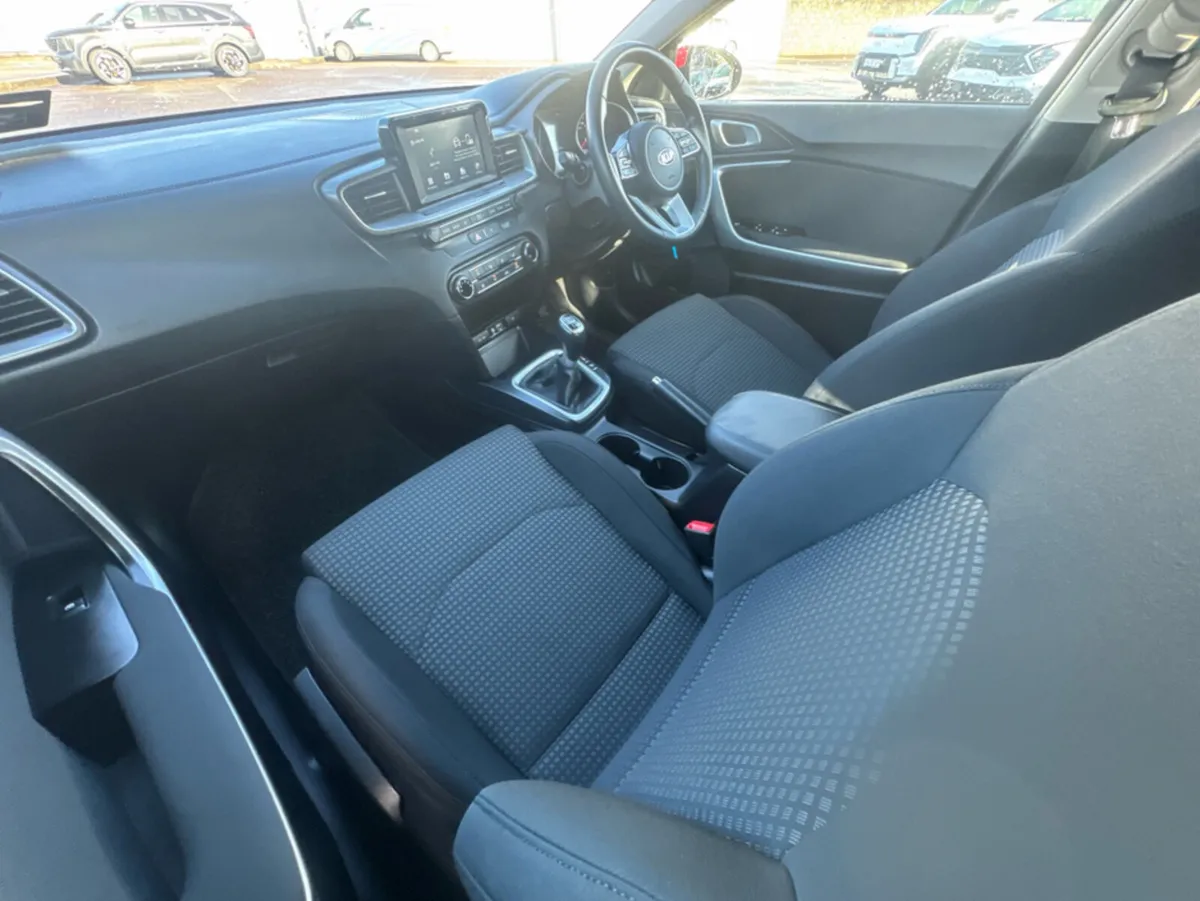 Kia Ceed 1.0 K2 MY20 5DR - Image 4