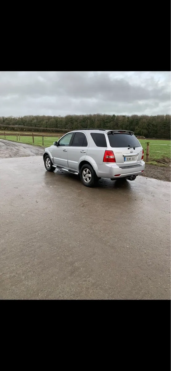 Kia Sorento Auto - Image 2
