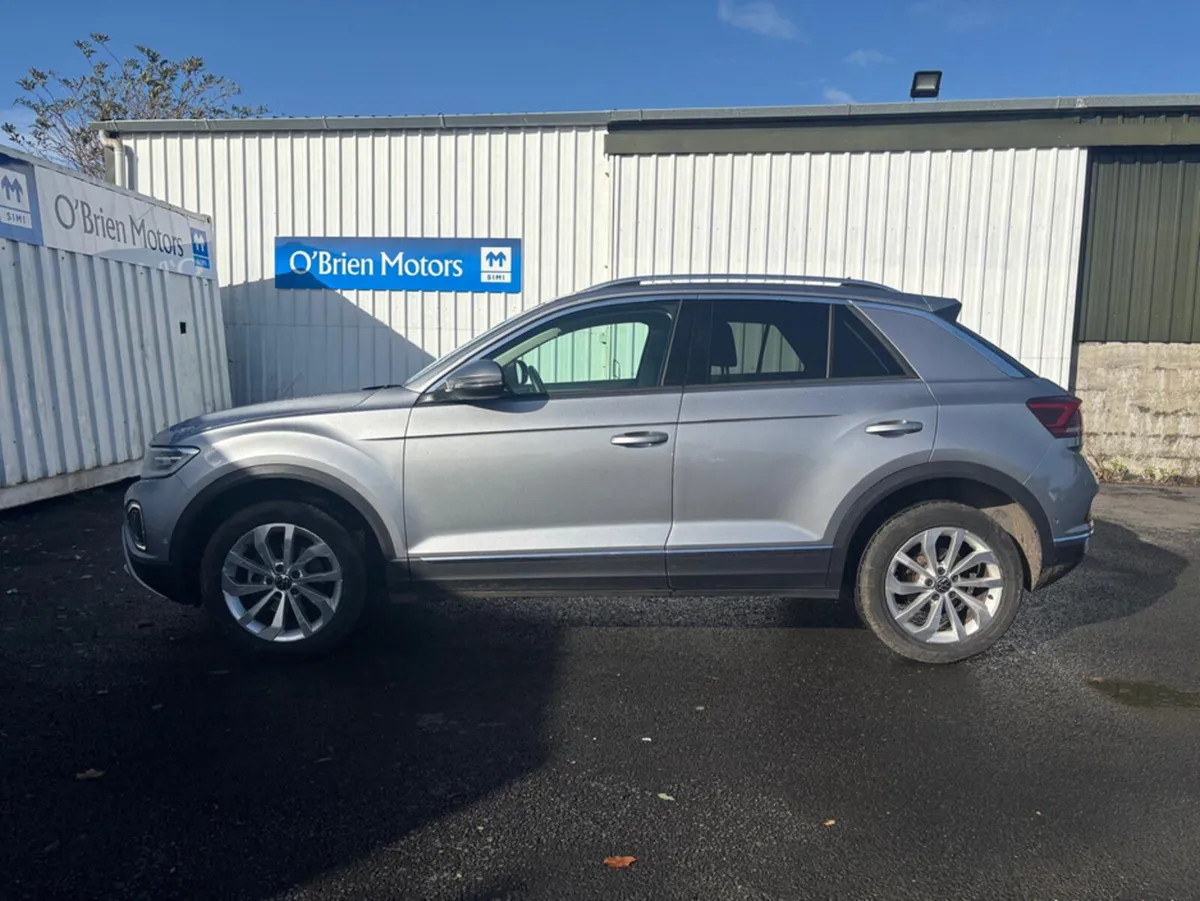 Volkswagen T-Roc STYLE 1.5 TSI D7F 150HP - Image 3