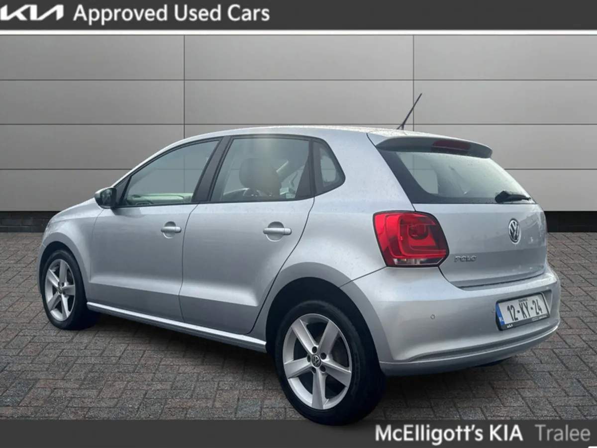 Volkswagen Polo CL 1.2 MANUAL 5SPEED 70BHP 4DR - Image 3