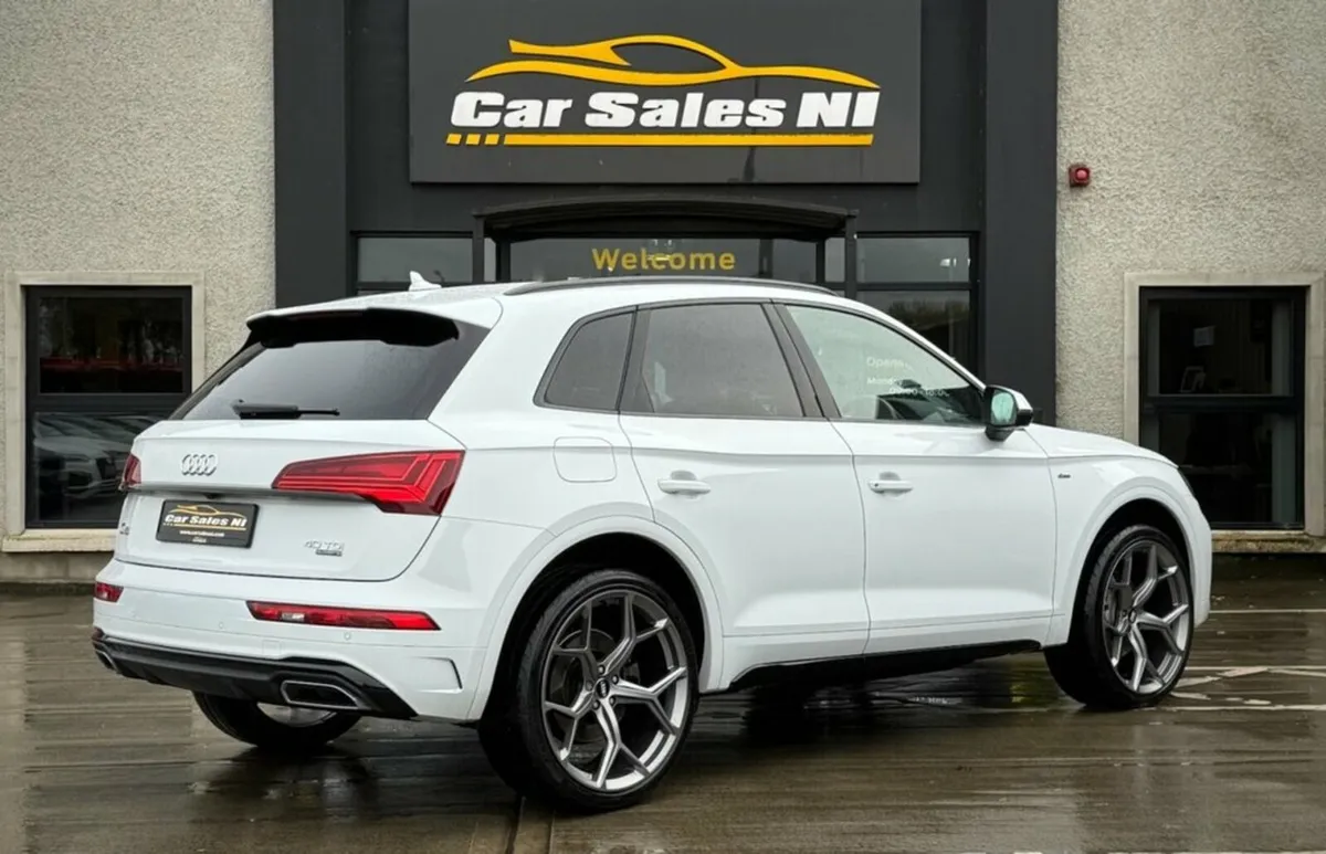 2.0 TDI 40 S line SUV 5dr Diesel S Tronic quattro - Image 4