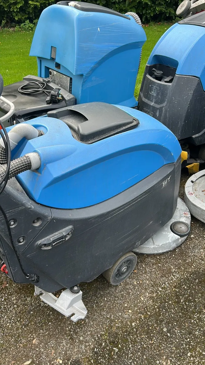 Floor scrubber dryers polishers buffers sanders - Image 2