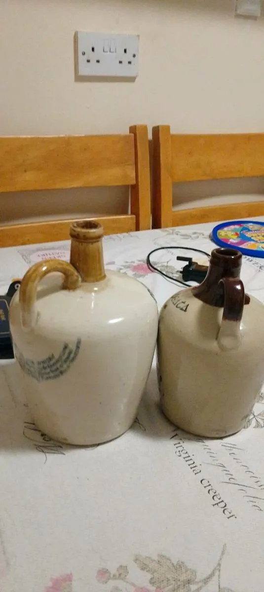 Old whiskey jars - Image 2