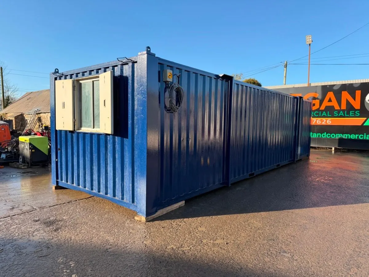 32 x 10 welfare unit , office , kitchen , toilet - Image 3