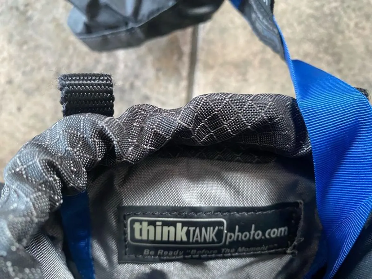 Think Tank Pro Speed Belt with lens, flash bag and storage - Image 4
