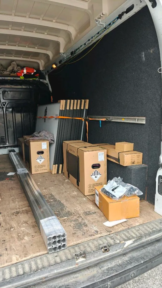 Man with a van - Image 4