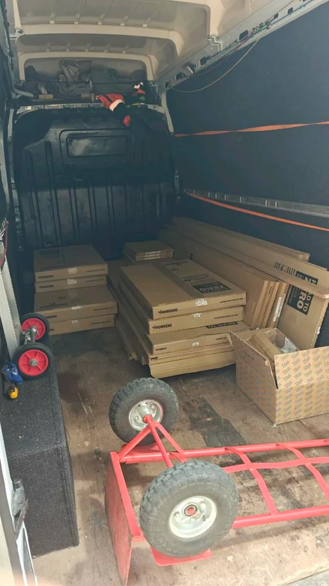 Man with a van - Image 3