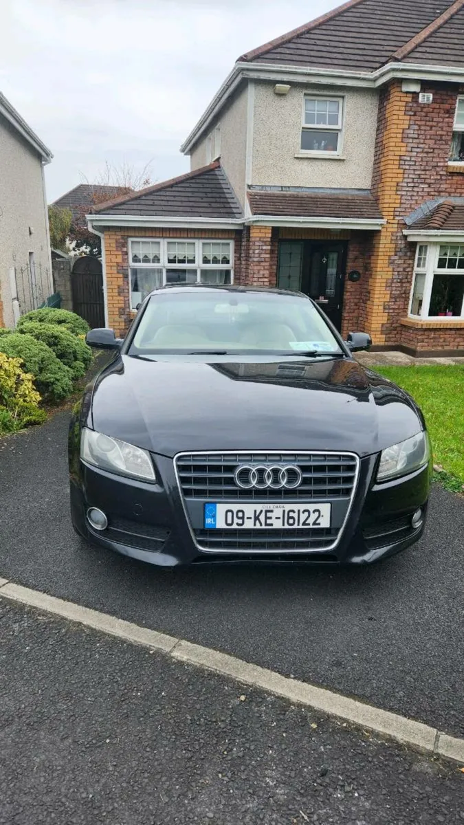 Audi A5 2.0 - Image 1