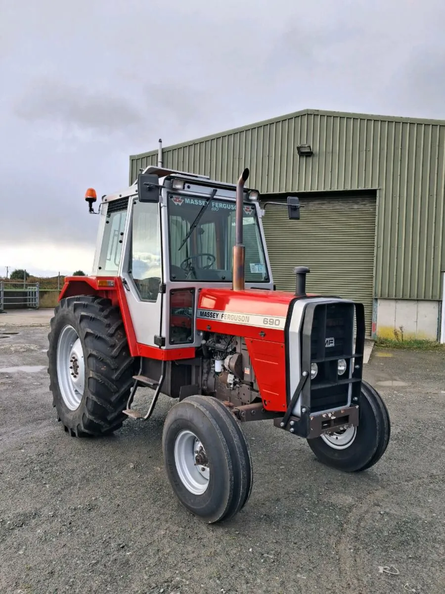 Massey Ferguson 690 2wd - Image 1