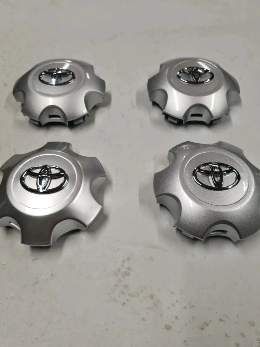 Landcruiser Center Caps - Image 2