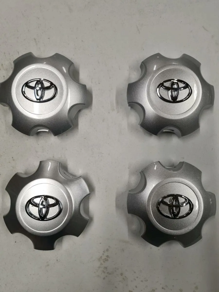 Landcruiser Center Caps - Image 3