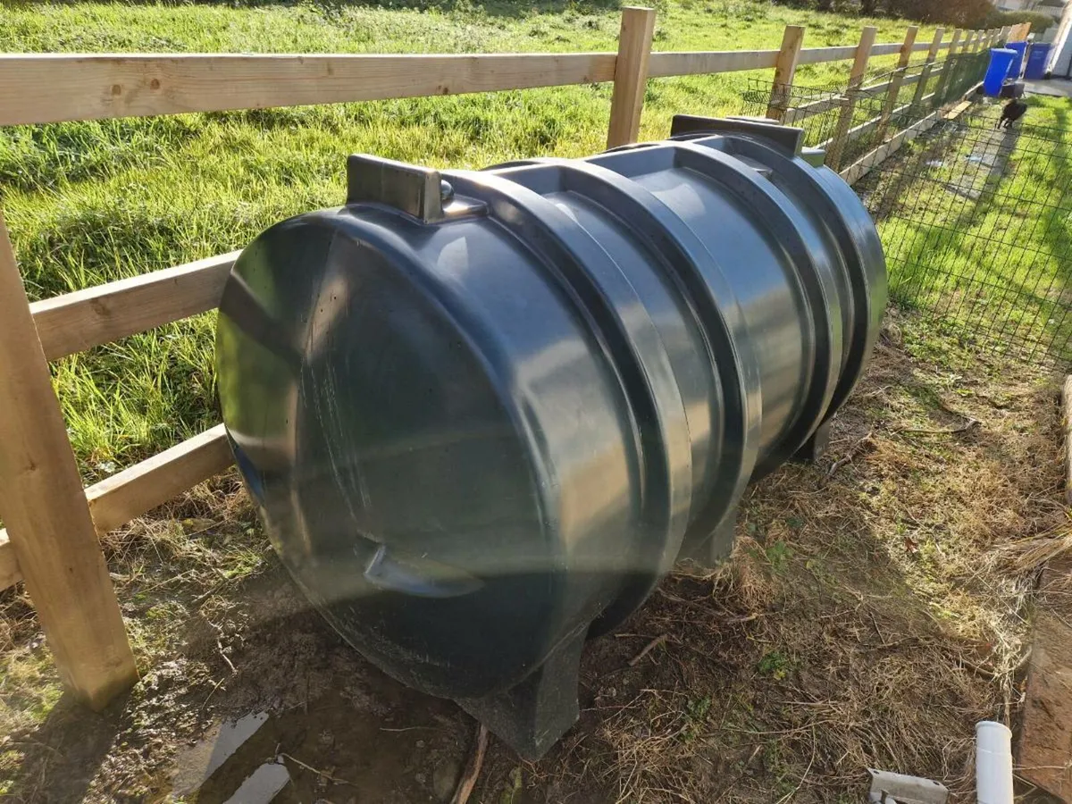 Titan tank - Image 1