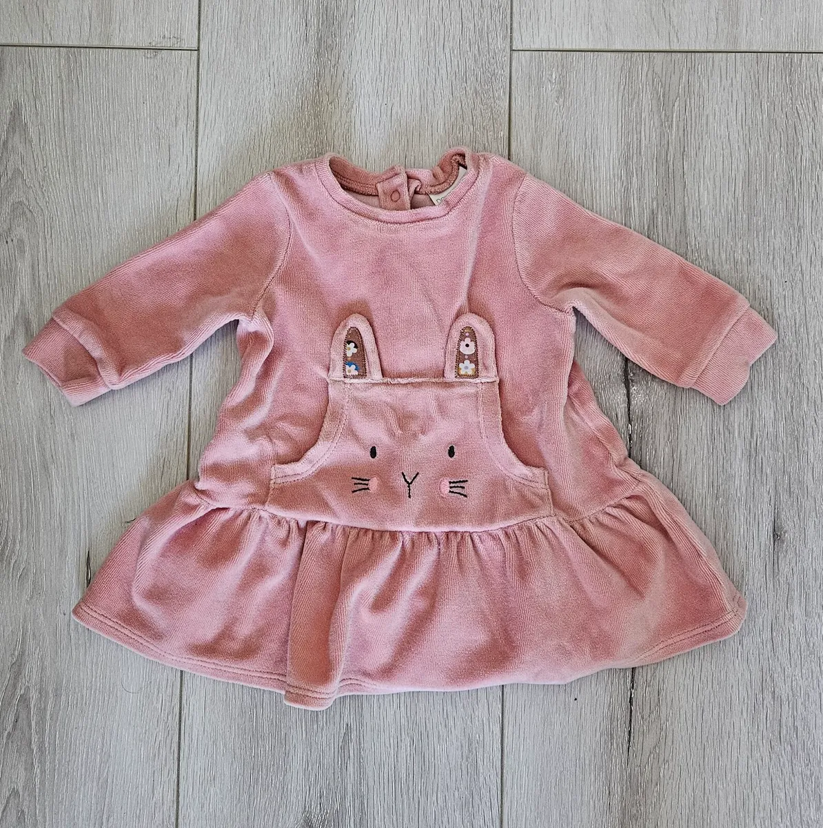 Baby girl clothes bundle up to 1 month - Image 2