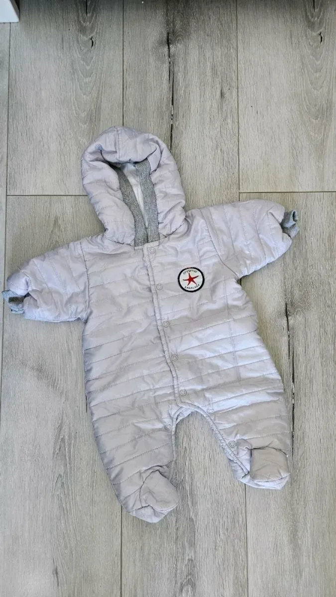 Baby girl clothes bundle up to 1 month - Image 4