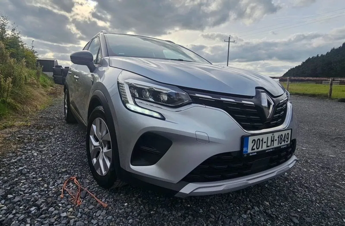 2020 Renault Captur in Stunning condition with Nct - Image 3