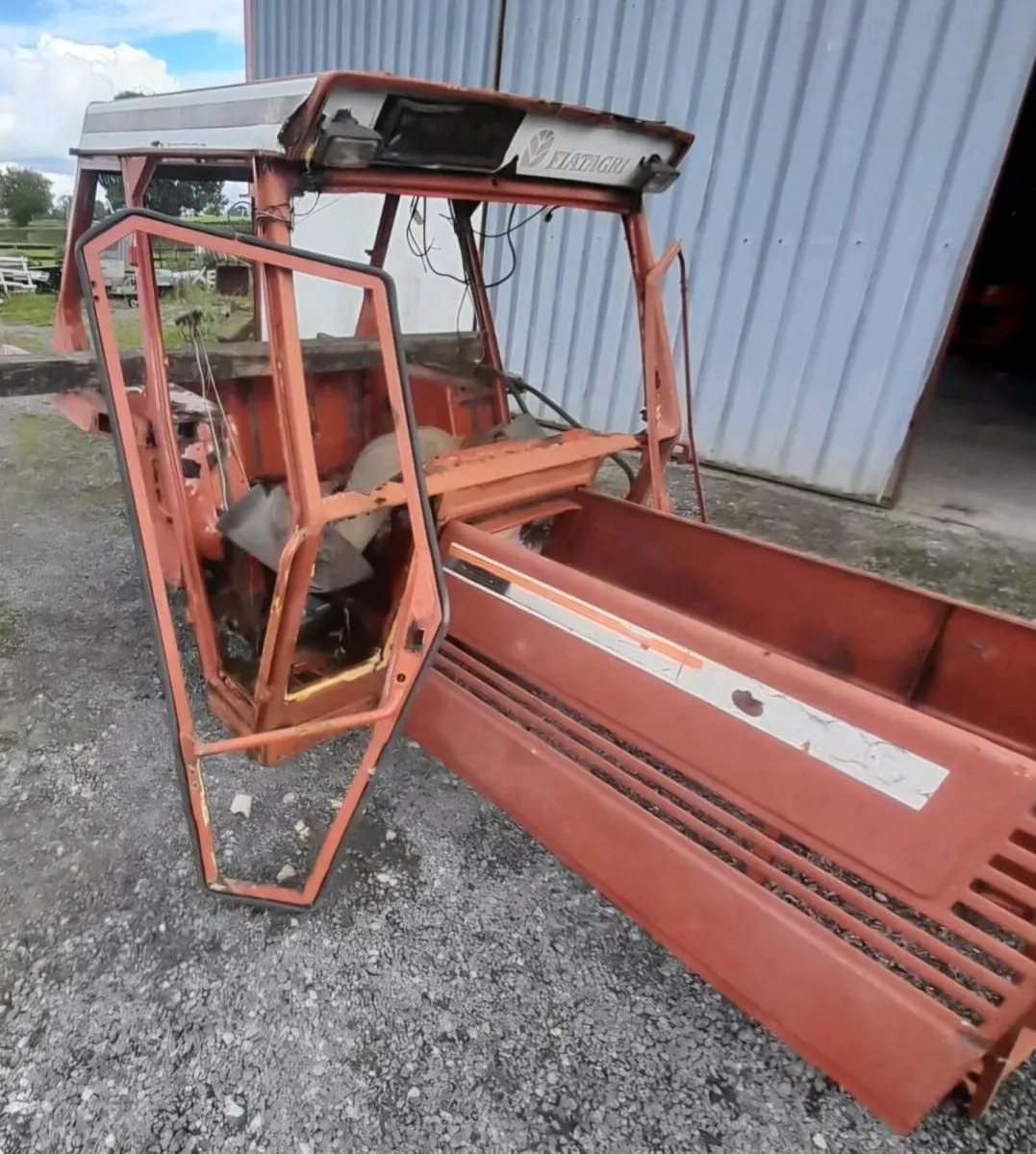 Fiat 110/90 Parts - Image 2