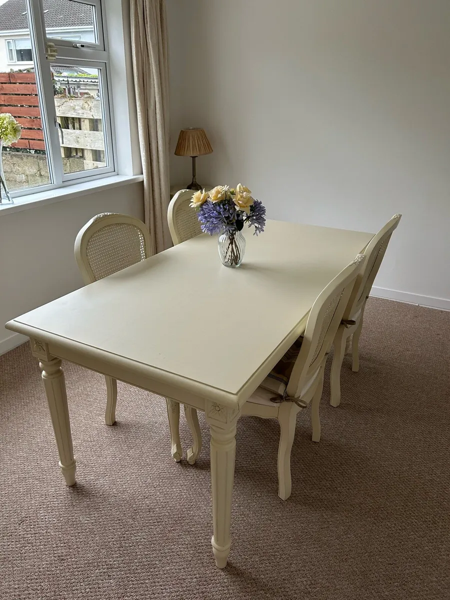 Dining Table & Chairs - Image 1