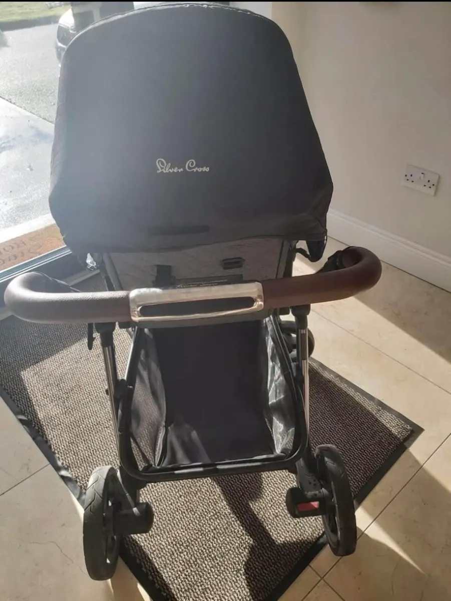 Silvercross buggy and travel system - Image 4