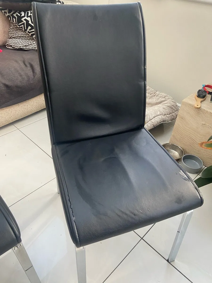 Kitchen chairs - Image 2