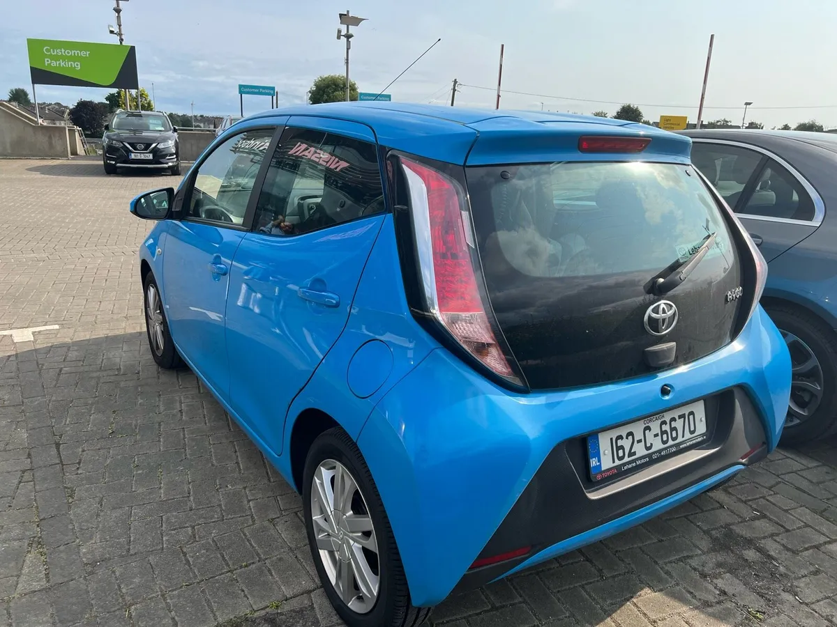 For sale: 2016 Toyota Aygo 1.0 X-Play 4DR - Image 4