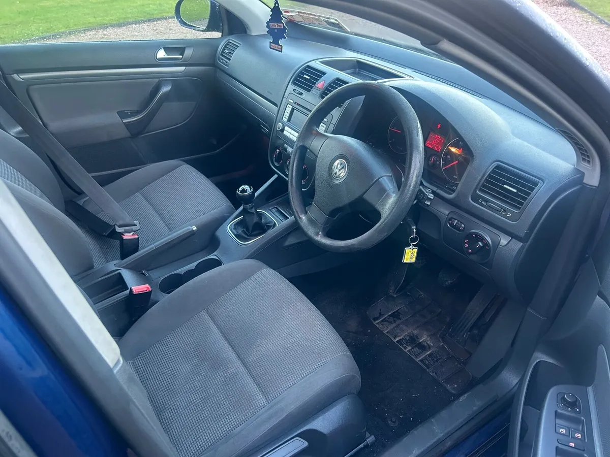 Volkswagen Jetta 2008 - Image 3