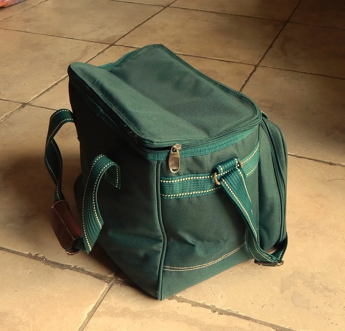 Picnic At Ascot brand Picnic Hamper / Cooler Bag - Image 3