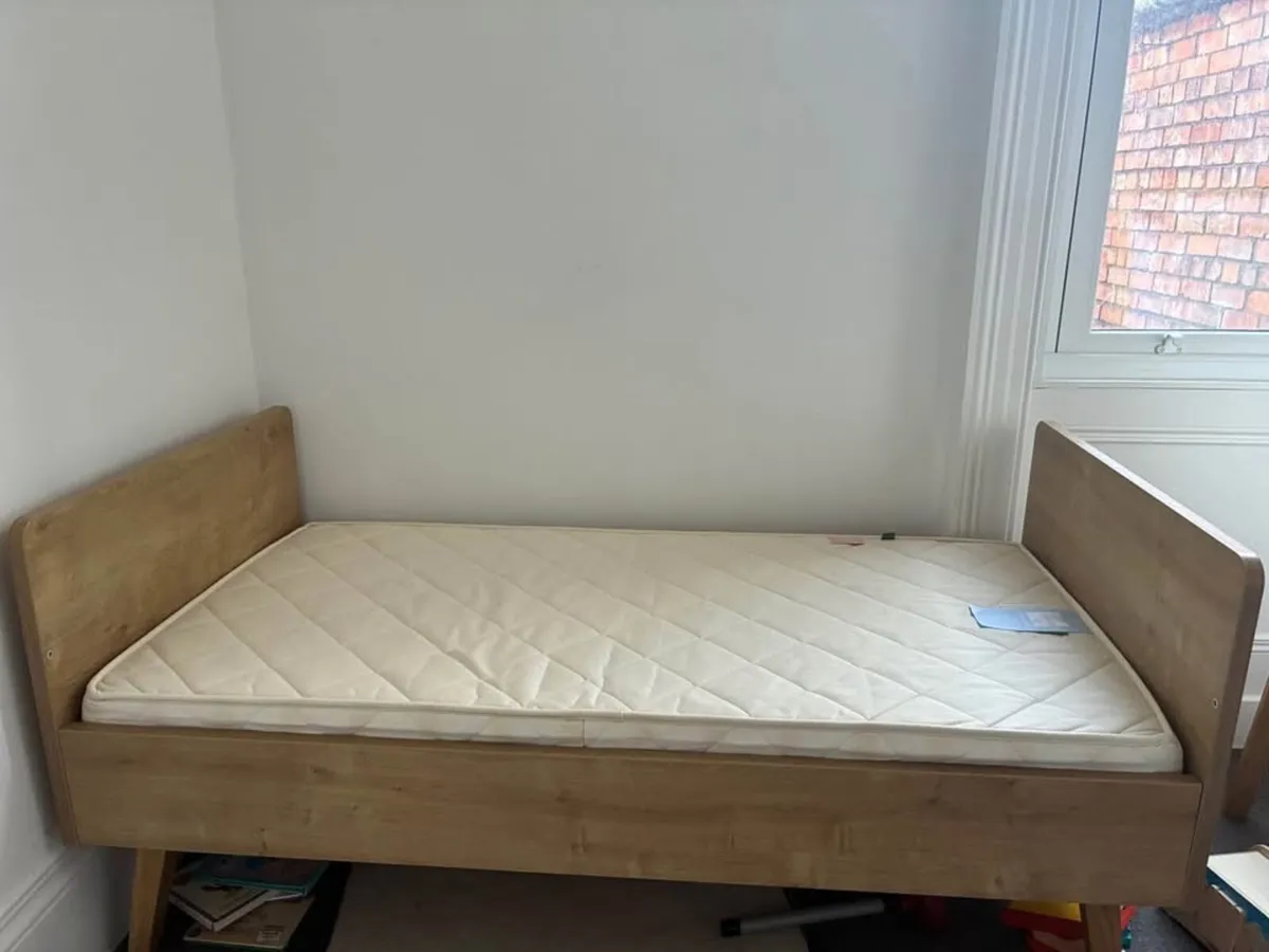 Baby’s cot (cot bed) - Image 2
