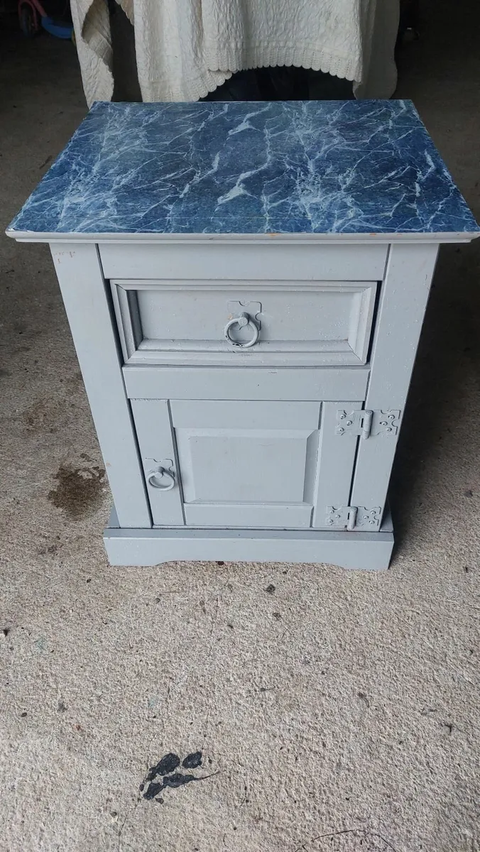 Bedside locker - Image 1