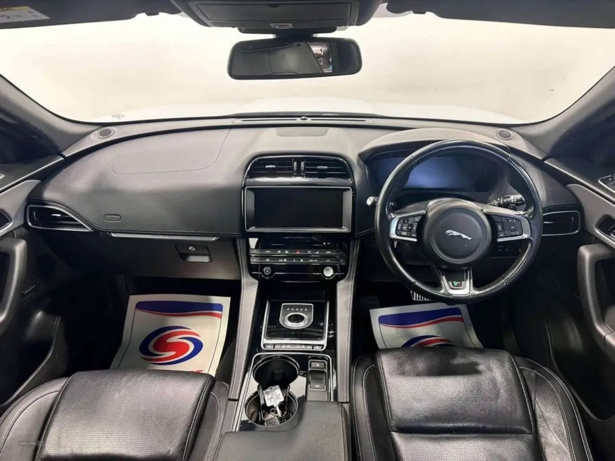 Jaguar F- PACE 2.0 F-pace R-sport AWD D Auto 4WD - Image 2