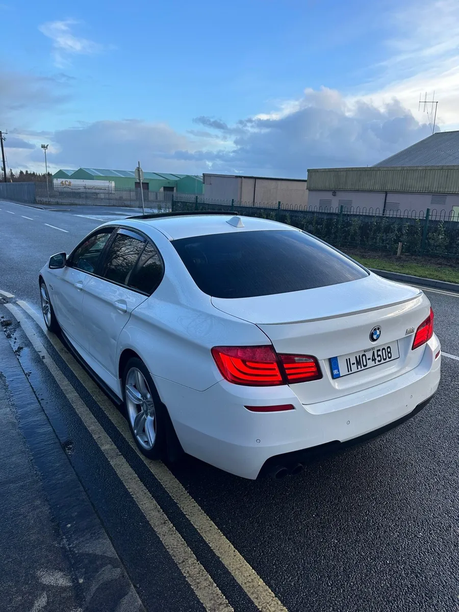 BMW 520 Sunroof - Image 3