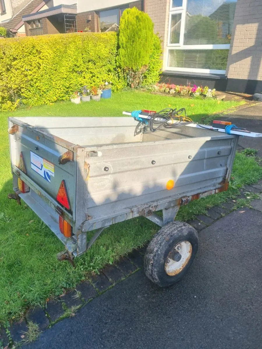 Small Trailer - Image 1