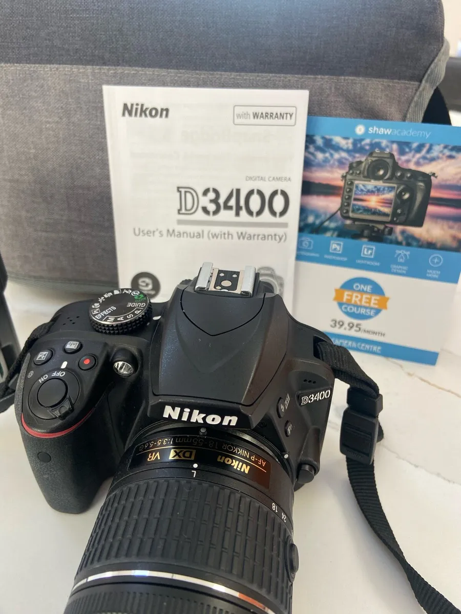 Nikon D3400 - Image 1