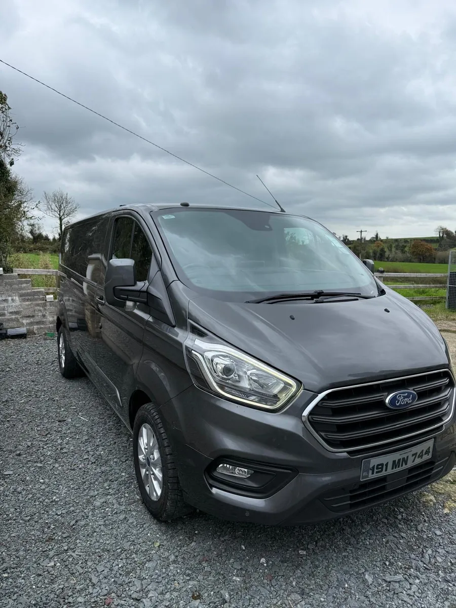 Ford Transit Custom Van - Image 4
