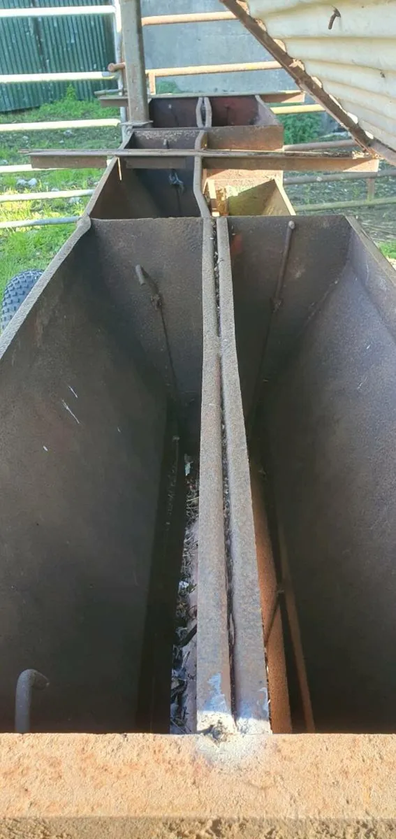 Hogget feeder - Image 3